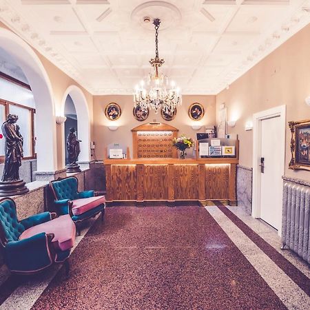 מדריד Hostal Marlasca מראה חיצוני תמונה