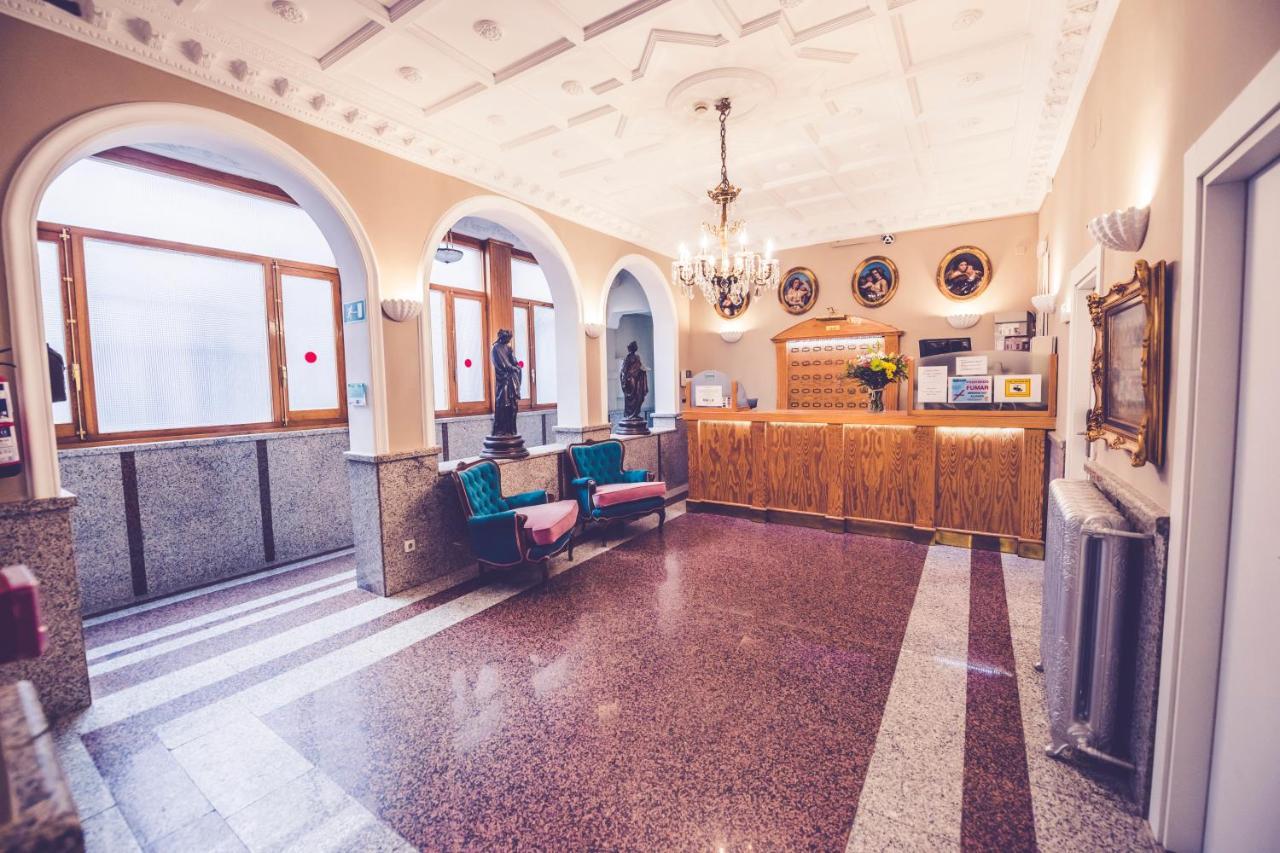 מדריד Hostal Marlasca מראה חיצוני תמונה