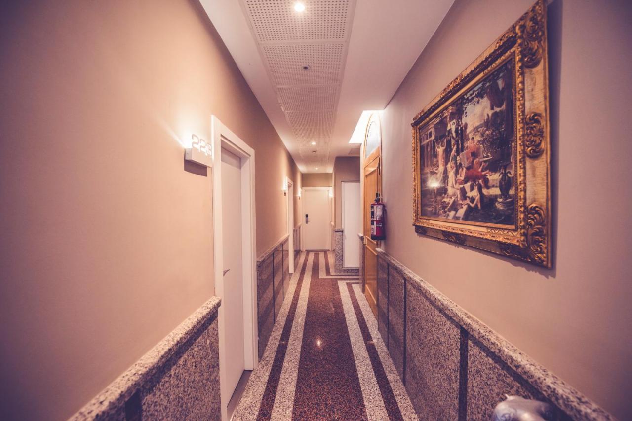 מדריד Hostal Marlasca מראה חיצוני תמונה