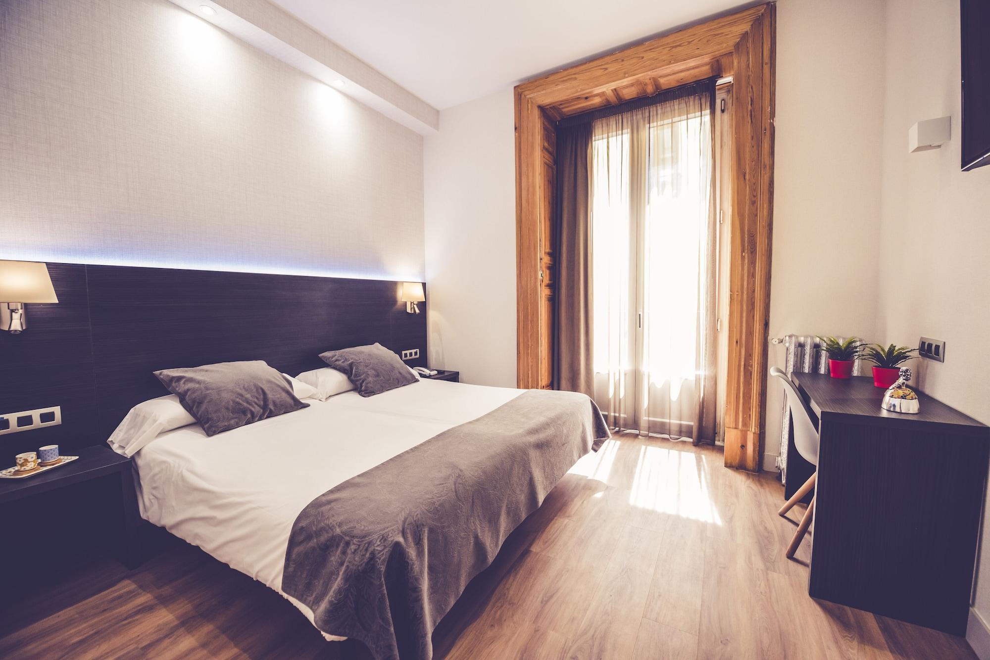 מדריד Hostal Marlasca מראה חיצוני תמונה